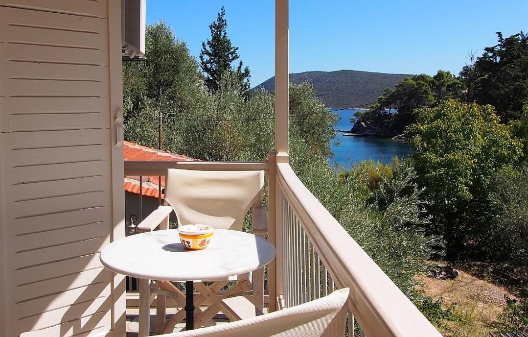 Lithea Villas And Studios By The Sea Agios Petros  Eksteriør bilde